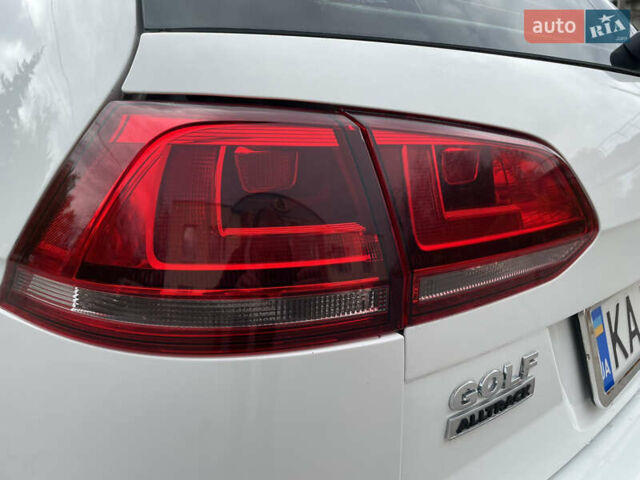 Белый Фольксваген Гольф, объемом двигателя 1.8 л и пробегом 139 тыс. км за 13900 $, фото 19 на Automoto.ua
