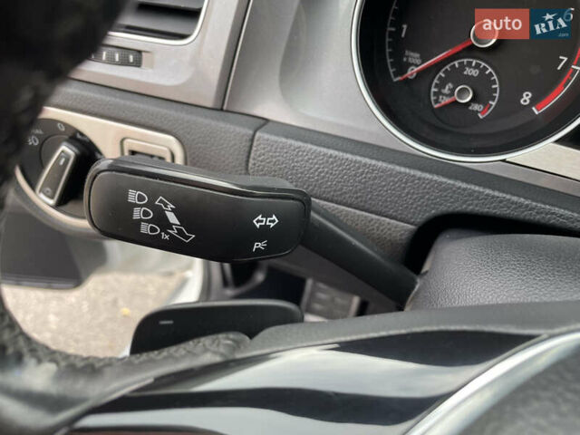 Белый Фольксваген Гольф, объемом двигателя 1.8 л и пробегом 139 тыс. км за 13900 $, фото 49 на Automoto.ua