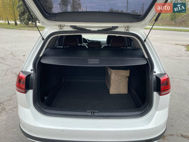 Белый Фольксваген Гольф, объемом двигателя 1.8 л и пробегом 139 тыс. км за 13900 $, фото 54 на Automoto.ua