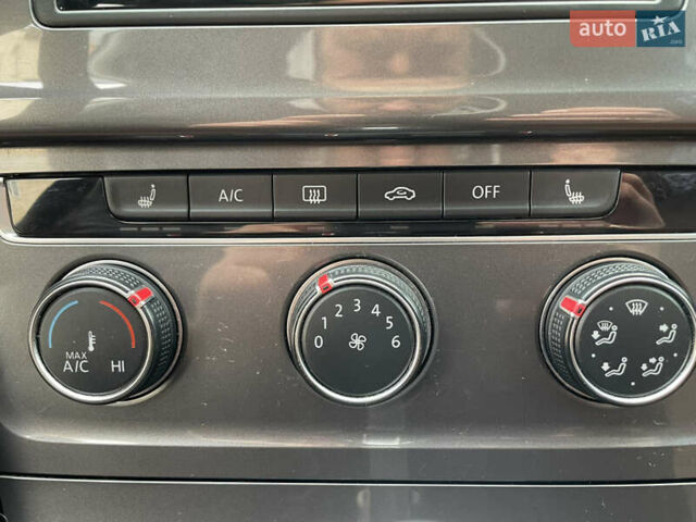 Белый Фольксваген Гольф, объемом двигателя 1.8 л и пробегом 139 тыс. км за 13900 $, фото 46 на Automoto.ua