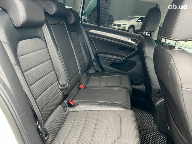 Белый Фольксваген Гольф, объемом двигателя 2 л и пробегом 287 тыс. км за 14590 $, фото 34 на Automoto.ua