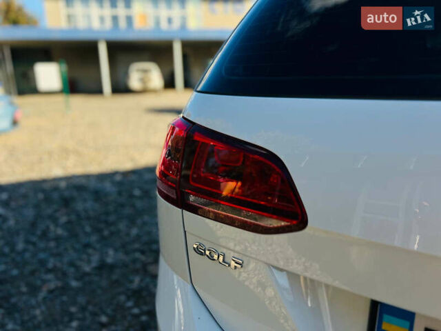 Белый Фольксваген Гольф, объемом двигателя 1.8 л и пробегом 82 тыс. км за 12800 $, фото 26 на Automoto.ua