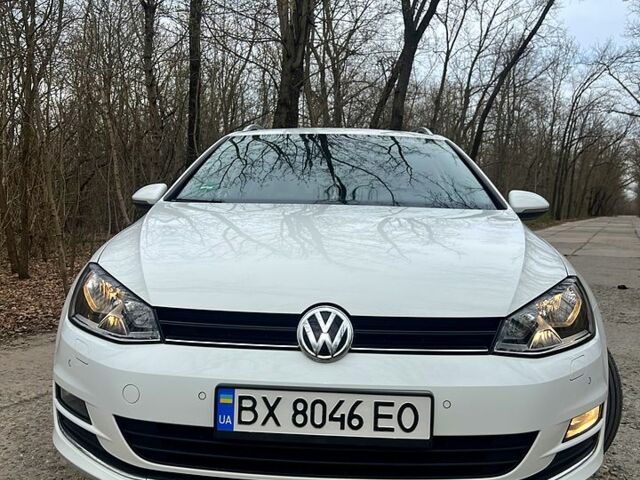 Белый Фольксваген Гольф, объемом двигателя 1.6 л и пробегом 275 тыс. км за 10500 $, фото 1 на Automoto.ua