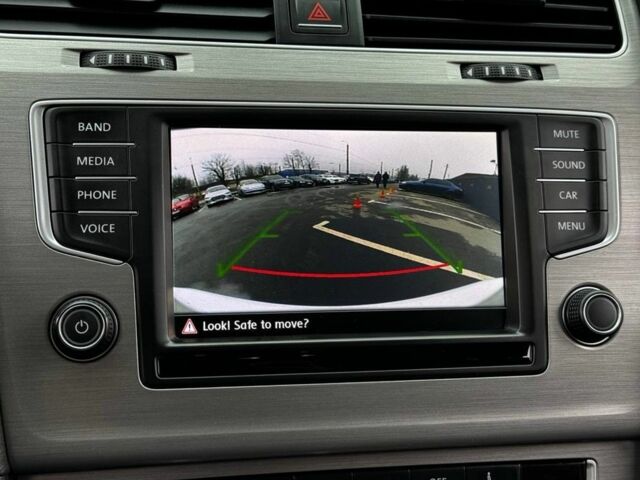 Белый Фольксваген Гольф, объемом двигателя 1.8 л и пробегом 210 тыс. км за 9999 $, фото 14 на Automoto.ua