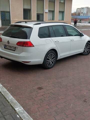 Белый Фольксваген Гольф, объемом двигателя 1.6 л и пробегом 225 тыс. км за 11800 $, фото 8 на Automoto.ua