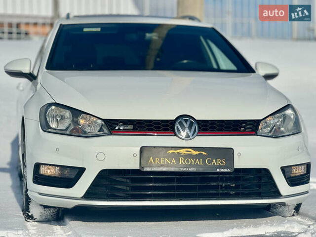 Белый Фольксваген Гольф, объемом двигателя 1.6 л и пробегом 200 тыс. км за 12999 $, фото 5 на Automoto.ua