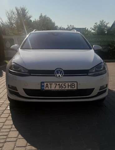 Белый Фольксваген Гольф, объемом двигателя 1.97 л и пробегом 291 тыс. км за 13100 $, фото 4 на Automoto.ua