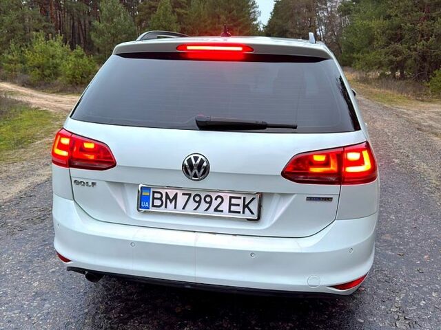 Белый Фольксваген Гольф, объемом двигателя 1.6 л и пробегом 285 тыс. км за 10750 $, фото 4 на Automoto.ua