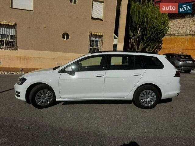 Білий Фольксваген Гольф, об'ємом двигуна 1.6 л та пробігом 180 тис. км за 9313 $, фото 11 на Automoto.ua