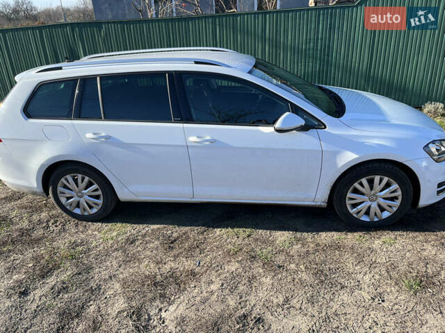 Белый Фольксваген Гольф, объемом двигателя 1.6 л и пробегом 238 тыс. км за 15000 $, фото 50 на Automoto.ua