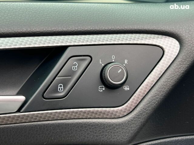 Белый Фольксваген Гольф, объемом двигателя 2 л и пробегом 287 тыс. км за 14590 $, фото 19 на Automoto.ua