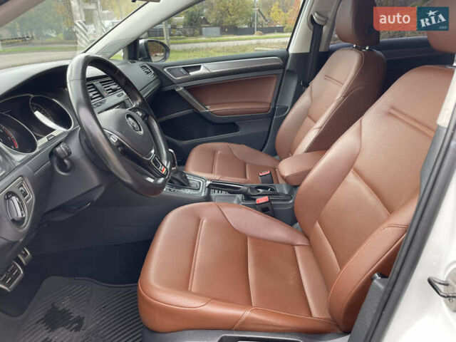 Белый Фольксваген Гольф, объемом двигателя 1.8 л и пробегом 139 тыс. км за 13900 $, фото 34 на Automoto.ua