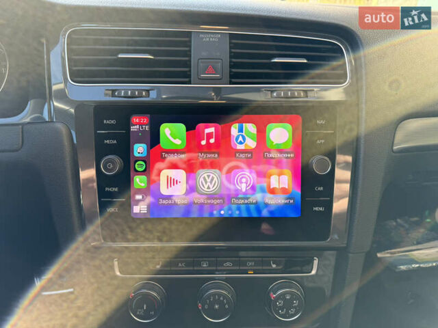 Белый Фольксваген Гольф, объемом двигателя 2 л и пробегом 206 тыс. км за 13800 $, фото 13 на Automoto.ua