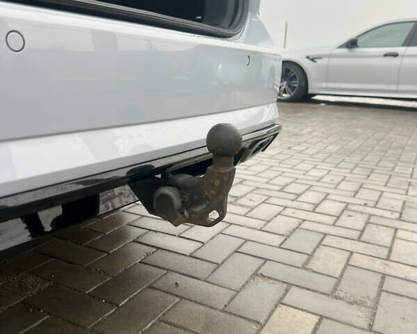 Белый Фольксваген Гольф, объемом двигателя 1.6 л и пробегом 301 тыс. км за 12900 $, фото 8 на Automoto.ua