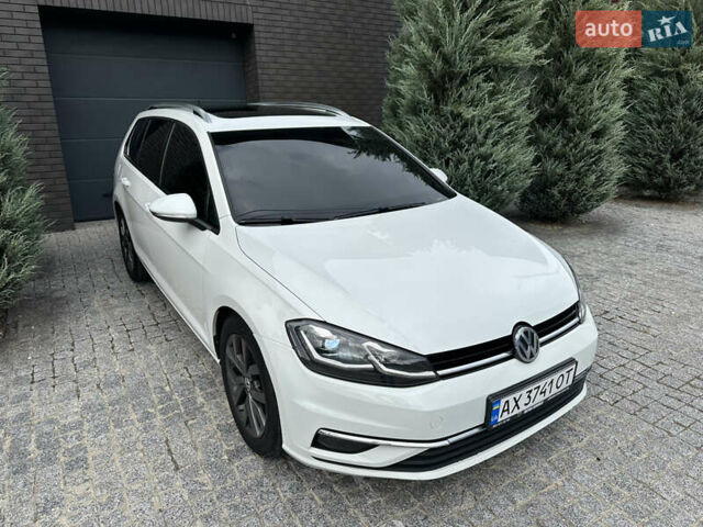 Білий Фольксваген Гольф, об'ємом двигуна 1.8 л та пробігом 119 тис. км за 14950 $, фото 4 на Automoto.ua