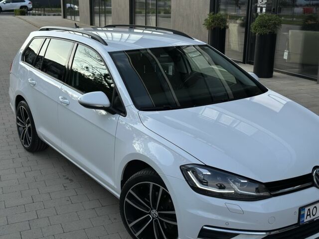 Білий Фольксваген Гольф, об'ємом двигуна 2 л та пробігом 280 тис. км за 14300 $, фото 1 на Automoto.ua