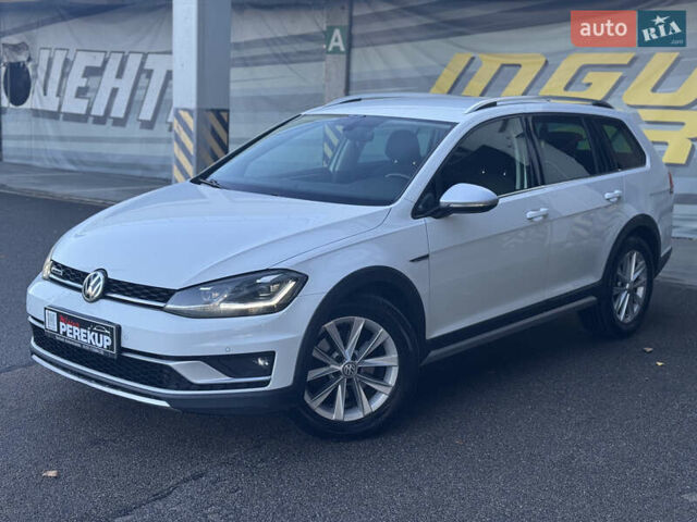 Белый Фольксваген Гольф, объемом двигателя 1.97 л и пробегом 352 тыс. км за 14999 $, фото 5 на Automoto.ua