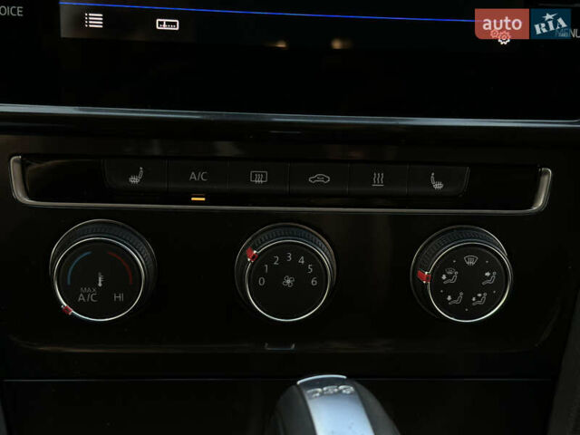 Білий Фольксваген Гольф, об'ємом двигуна 1.97 л та пробігом 290 тис. км за 14300 $, фото 23 на Automoto.ua