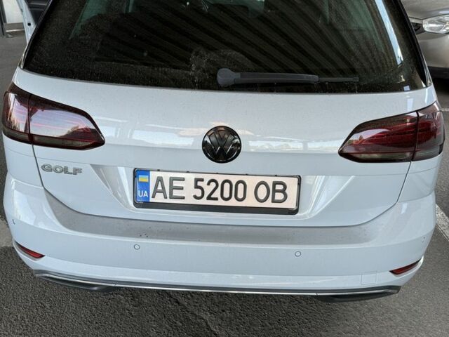 Білий Фольксваген Гольф, об'ємом двигуна 1.6 л та пробігом 245 тис. км за 14000 $, фото 3 на Automoto.ua