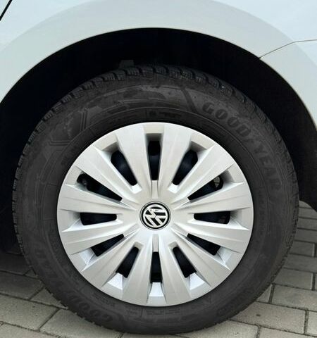 Белый Фольксваген Гольф, объемом двигателя 1.6 л и пробегом 211 тыс. км за 12500 $, фото 47 на Automoto.ua