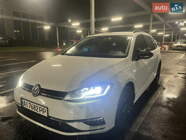 Белый Фольксваген Гольф, объемом двигателя 1.97 л и пробегом 216 тыс. км за 16900 $, фото 17 на Automoto.ua