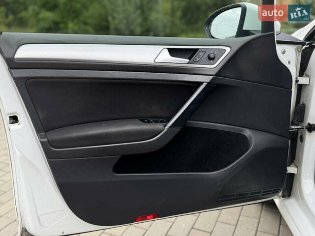 Белый Фольксваген Гольф, объемом двигателя 1.6 л и пробегом 206 тыс. км за 12999 $, фото 33 на Automoto.ua