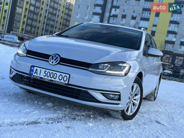 Білий Фольксваген Гольф, об'ємом двигуна 1.97 л та пробігом 185 тис. км за 15950 $, фото 2 на Automoto.ua