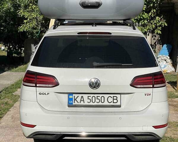 Білий Фольксваген Гольф, об'ємом двигуна 1.6 л та пробігом 279 тис. км за 12200 $, фото 22 на Automoto.ua