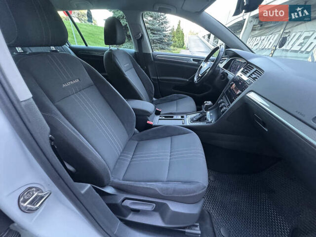 Белый Фольксваген Гольф, объемом двигателя 1.97 л и пробегом 352 тыс. км за 14999 $, фото 31 на Automoto.ua