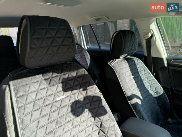 Белый Фольксваген Гольф, объемом двигателя 2 л и пробегом 206 тыс. км за 13800 $, фото 28 на Automoto.ua