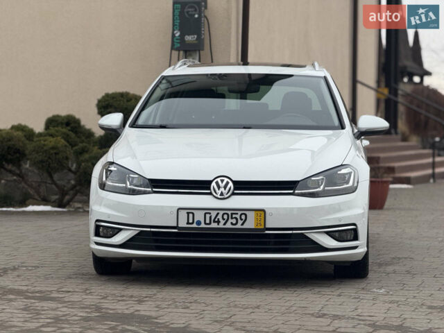 Білий Фольксваген Гольф, об'ємом двигуна 1.6 л та пробігом 230 тис. км за 14550 $, фото 6 на Automoto.ua