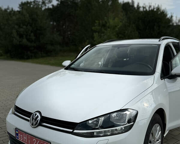 Белый Фольксваген Гольф, объемом двигателя 1.6 л и пробегом 206 тыс. км за 12999 $, фото 9 на Automoto.ua