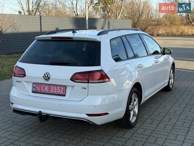 Белый Фольксваген Гольф, объемом двигателя 1.6 л и пробегом 182 тыс. км за 13950 $, фото 8 на Automoto.ua
