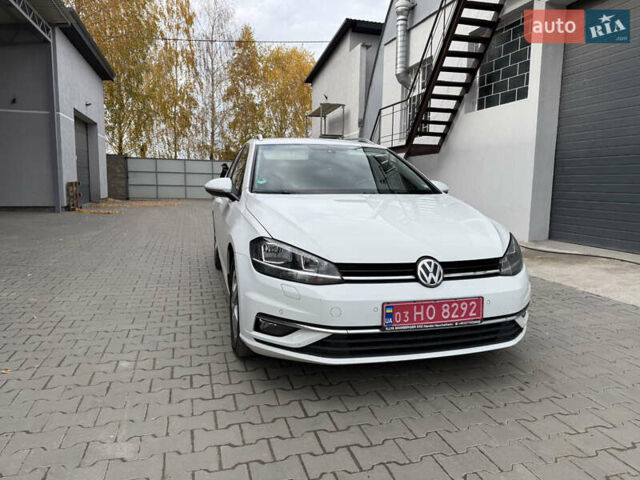 Білий Фольксваген Гольф, об'ємом двигуна 1.6 л та пробігом 190 тис. км за 15300 $, фото 2 на Automoto.ua