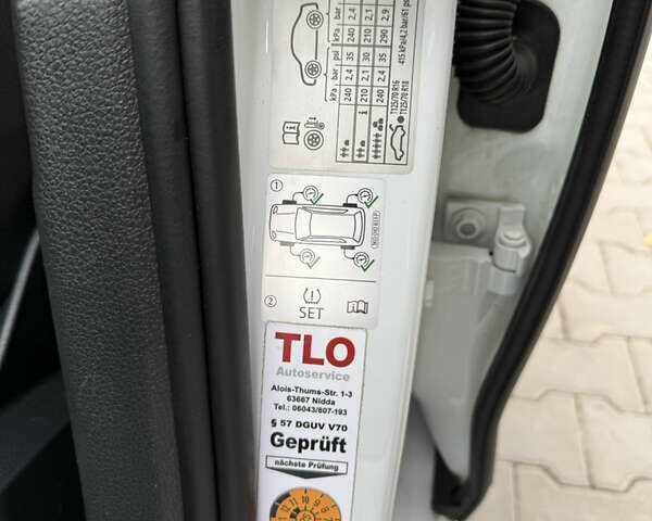 Білий Фольксваген Гольф, об'ємом двигуна 1.6 л та пробігом 190 тис. км за 15300 $, фото 8 на Automoto.ua