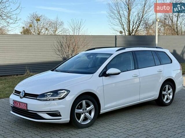 Белый Фольксваген Гольф, объемом двигателя 1.6 л и пробегом 182 тыс. км за 13950 $, фото 14 на Automoto.ua