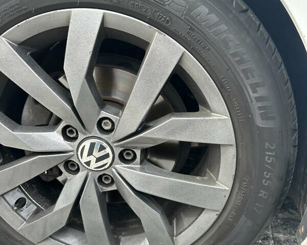 Білий Фольксваген Гольф, об'ємом двигуна 1.8 л та пробігом 119 тис. км за 14950 $, фото 7 на Automoto.ua