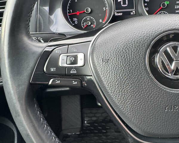 Білий Фольксваген Гольф, об'ємом двигуна 2 л та пробігом 192 тис. км за 14999 $, фото 17 на Automoto.ua