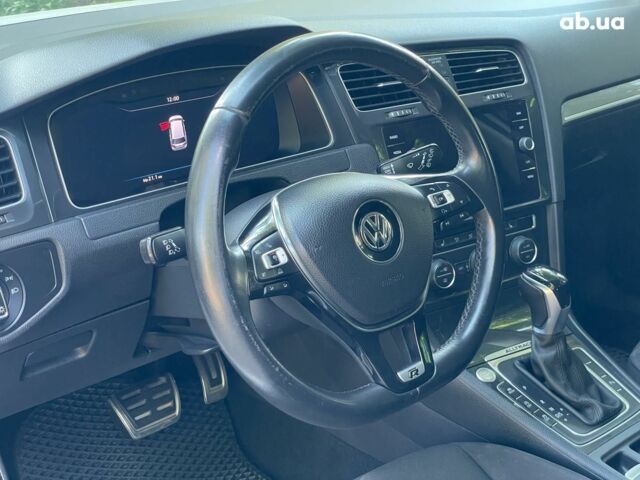 Белый Фольксваген Гольф, объемом двигателя 2 л и пробегом 349 тыс. км за 15940 $, фото 16 на Automoto.ua