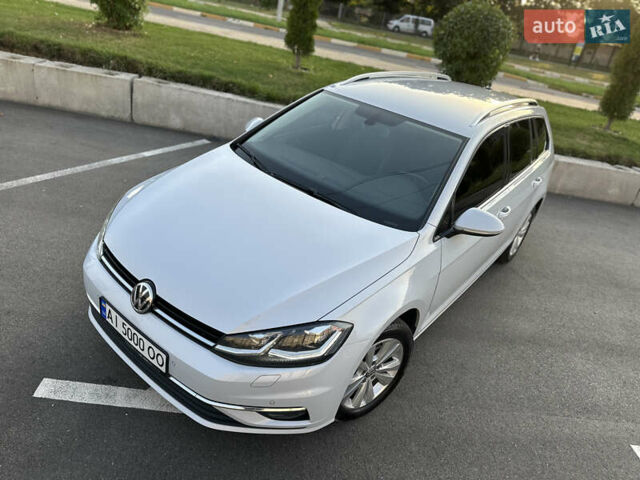 Белый Фольксваген Гольф, объемом двигателя 1.97 л и пробегом 182 тыс. км за 16150 $, фото 3 на Automoto.ua