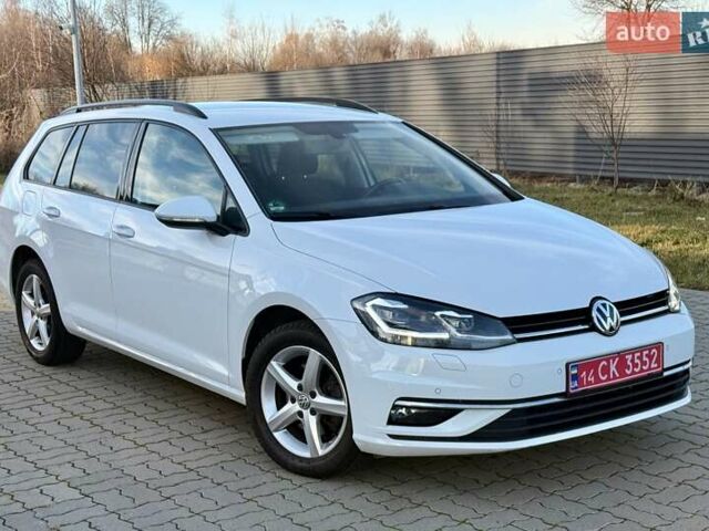 Белый Фольксваген Гольф, объемом двигателя 1.6 л и пробегом 182 тыс. км за 13950 $, фото 2 на Automoto.ua