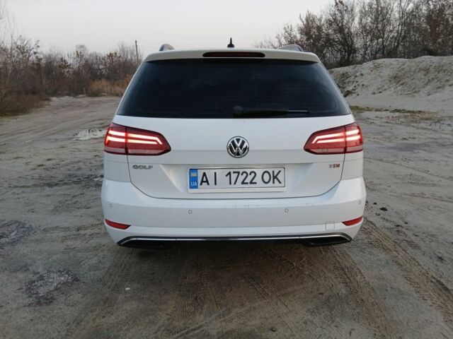 Белый Фольксваген Гольф, объемом двигателя 1.6 л и пробегом 189 тыс. км за 12900 $, фото 4 на Automoto.ua