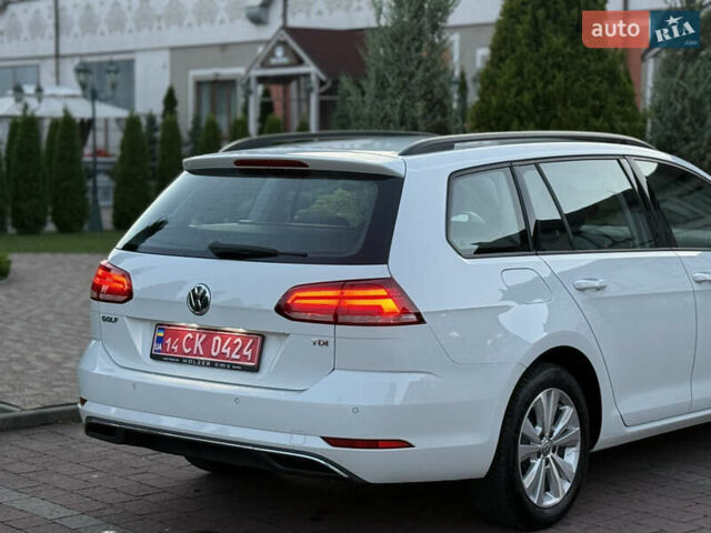 Белый Фольксваген Гольф, объемом двигателя 1.6 л и пробегом 240 тыс. км за 13200 $, фото 49 на Automoto.ua