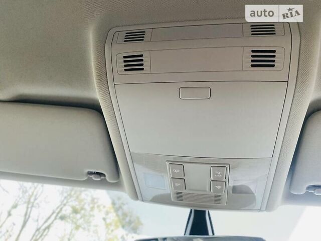 Белый Фольксваген Гольф, объемом двигателя 1.6 л и пробегом 205 тыс. км за 13900 $, фото 24 на Automoto.ua