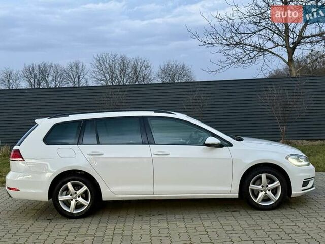 Белый Фольксваген Гольф, объемом двигателя 1.6 л и пробегом 182 тыс. км за 13950 $, фото 15 на Automoto.ua