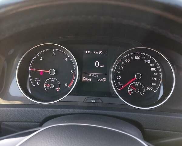 Білий Фольксваген Гольф, об'ємом двигуна 1.6 л та пробігом 248 тис. км за 11999 $, фото 27 на Automoto.ua