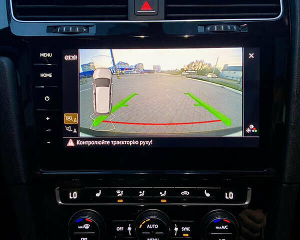 Белый Фольксваген Гольф, объемом двигателя 1.6 л и пробегом 233 тыс. км за 13599 $, фото 82 на Automoto.ua