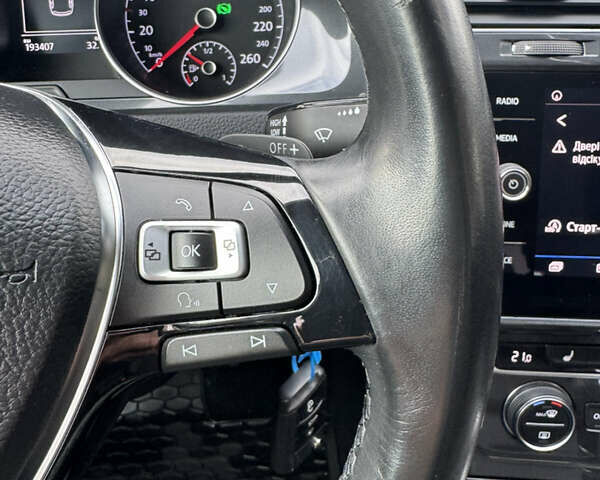 Білий Фольксваген Гольф, об'ємом двигуна 2 л та пробігом 192 тис. км за 14999 $, фото 18 на Automoto.ua