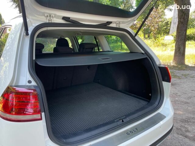 Белый Фольксваген Гольф, объемом двигателя 2 л и пробегом 349 тыс. км за 15940 $, фото 33 на Automoto.ua