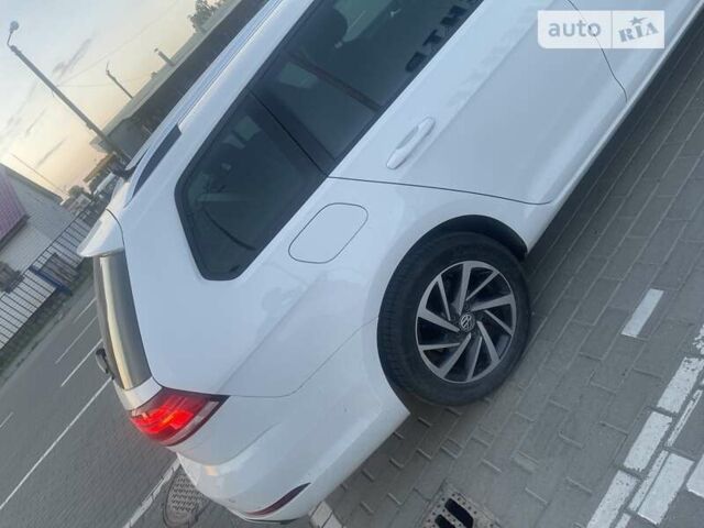 Білий Фольксваген Гольф, об'ємом двигуна 1.6 л та пробігом 216 тис. км за 13900 $, фото 15 на Automoto.ua